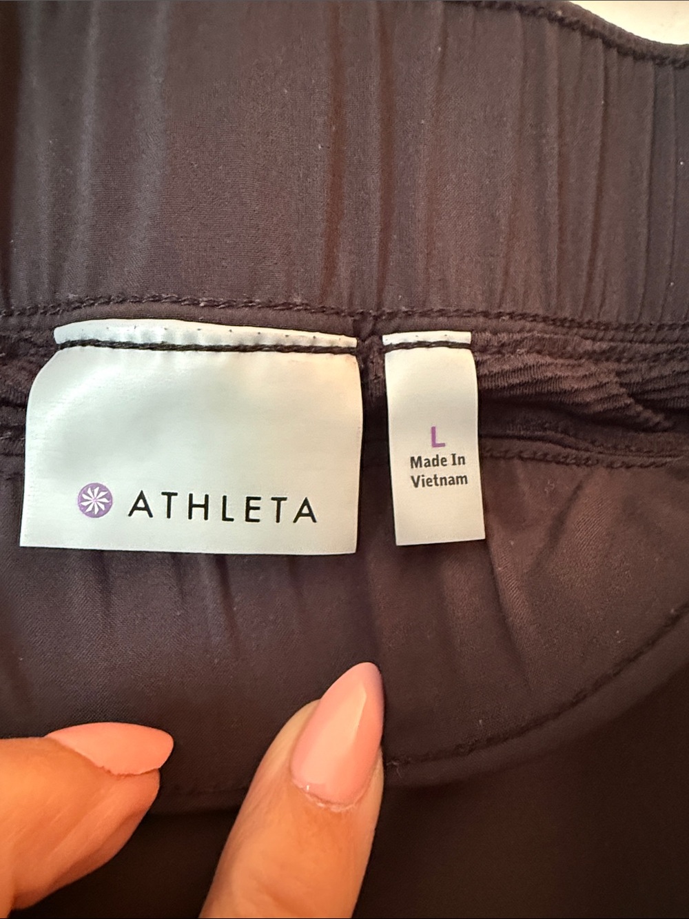 Athleta Black Activewear Skort with Zip Pockets - Picture 2 of 4